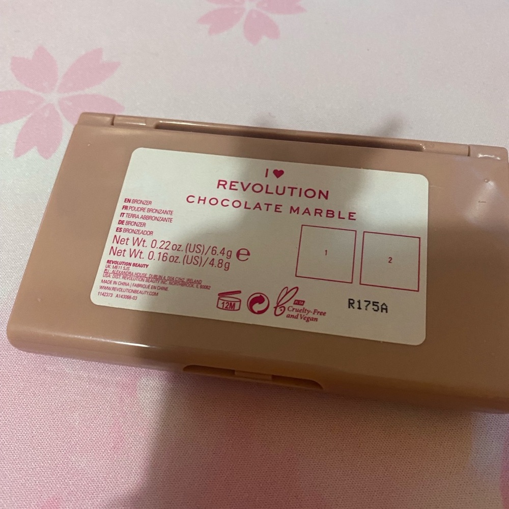 I Heart Revolution Chocolate Marble Bronzer Palette